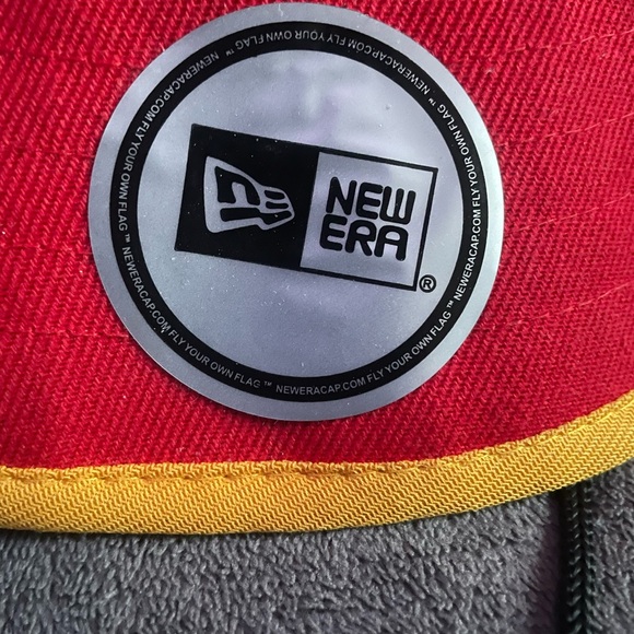 Kansas City Chiefs New Era NFL Bucket Hat - Picture 4 of 5